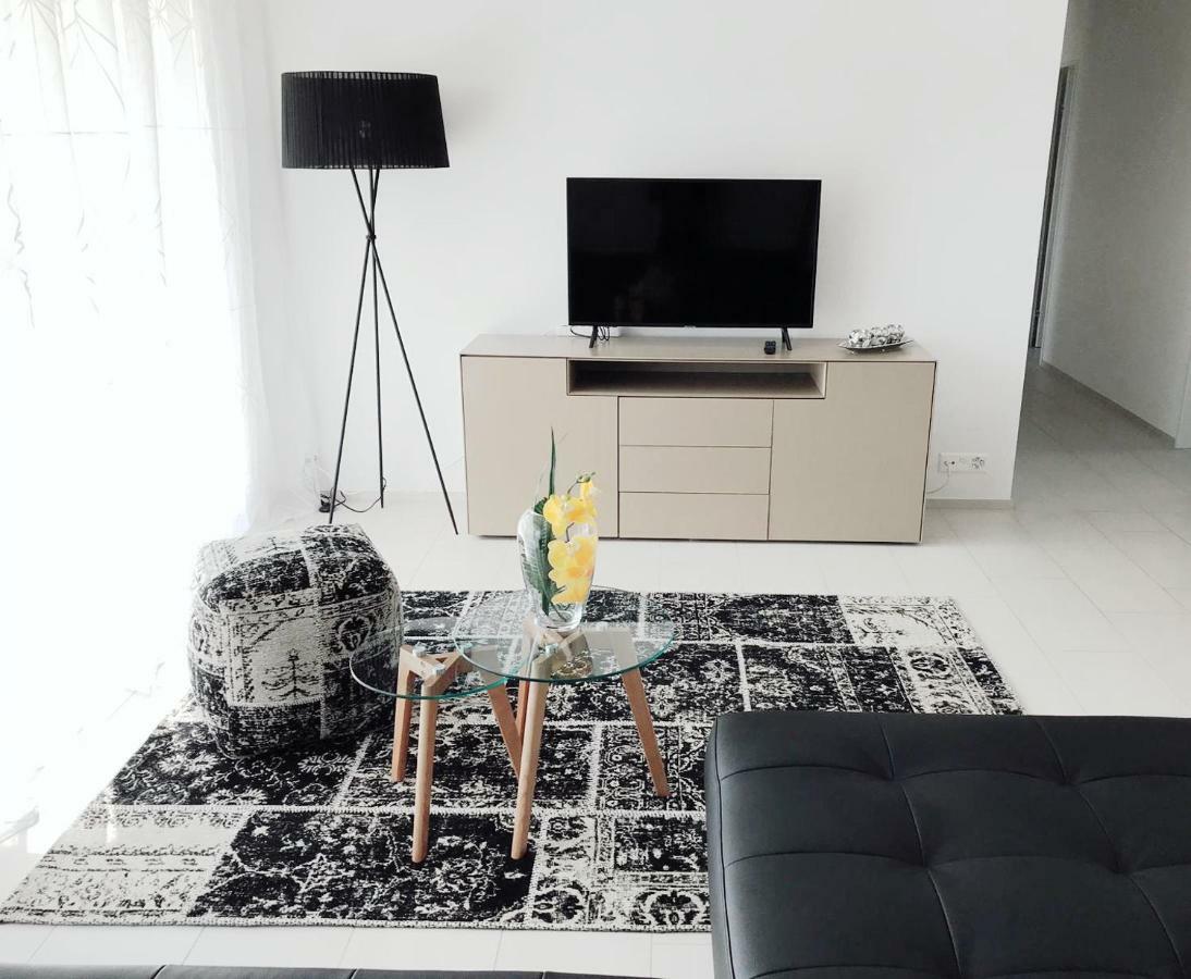Easy-Living Apartments Dietwil ภายนอก รูปภาพ